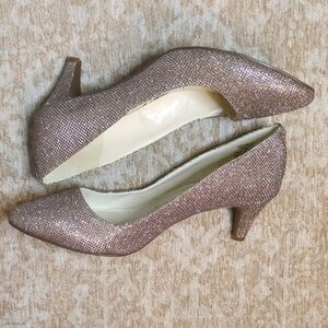 Anne Klein Elegant Gold Glitter Heels with Pointed Toe